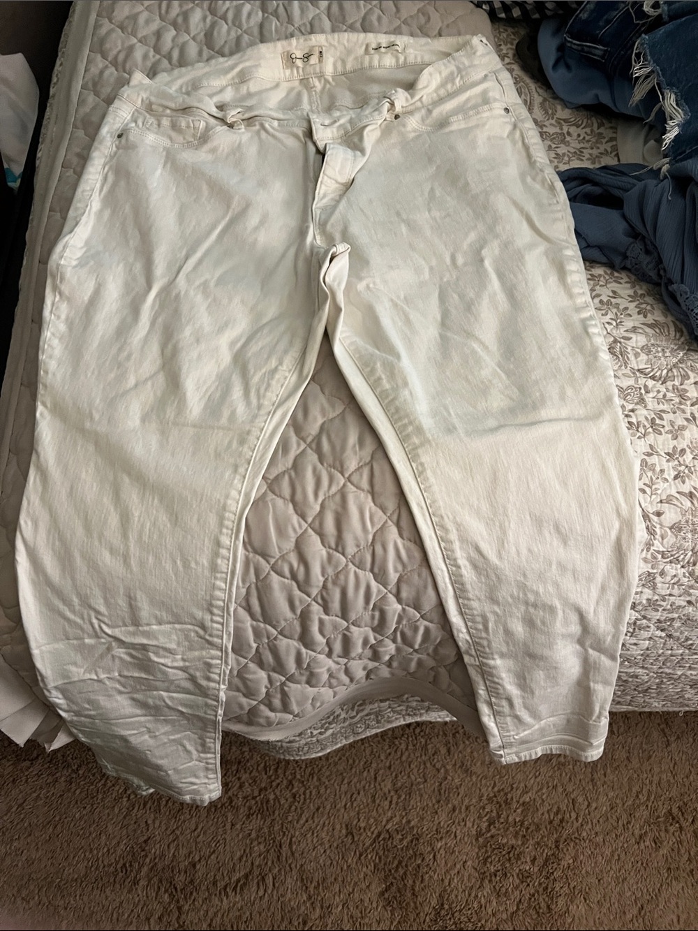 Jessica Simpson White Boyfriend Jeans
